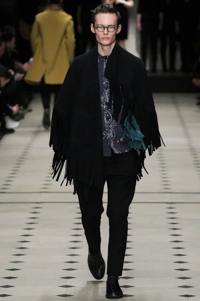 Look 8
